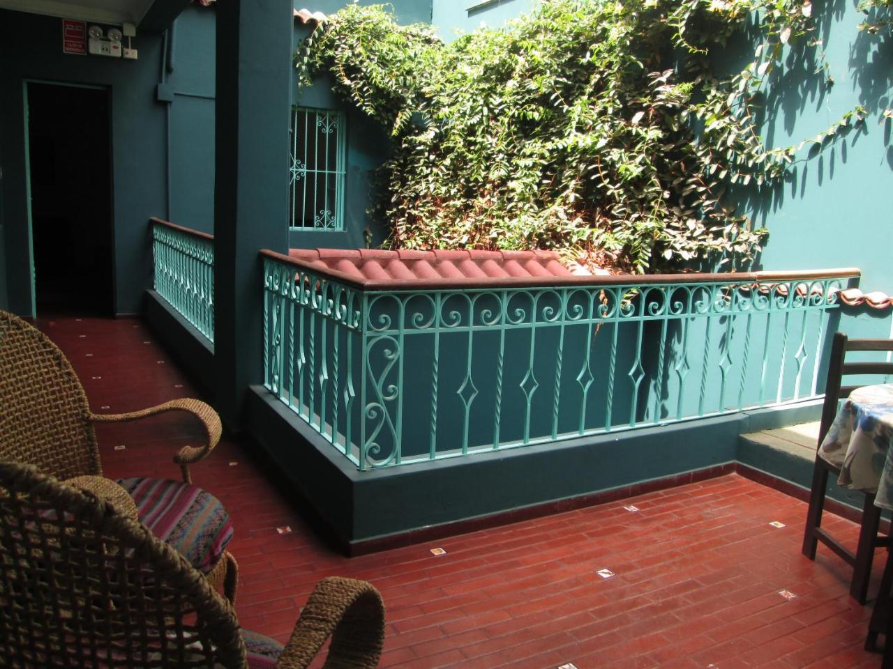 Bed and Breakfast La Casona Azul Лима Экстерьер фото